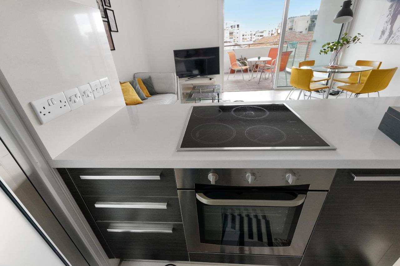 Glabur Stays - The Fabulous 2 Bdr - Nicosia City, Free Parking & Wifi, Welcomes You!!! Eksteriør billede